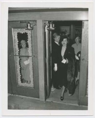 Marlene Dietrich, Filmpremiere (Los Angeles, 1933) (Archivtitel)