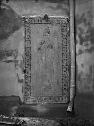 Grabstein des Abtes Johann Prager (+1386)