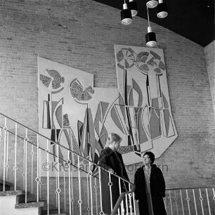 Am Exerzierplatz: Mittelschule (Gemeinschaftsschule) Harksheide: Einweihung: Kunstwerk im Treppenhaus