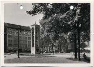Berlin, Dönhoffplatz