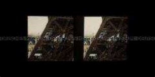 Reproduktion: Aufstieg auf den Eiffelturm, Paris