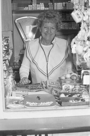 Kiosk von Margarethe Suhm an der Kreuzung Moltkestraße/Blücherstraße