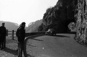 Vogesen: La Schlucht, Schlucht Straße, Tunnel von unten