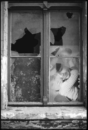 Kellerfenster mit Foto