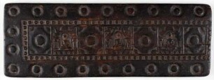 Tibetischer Buchdeckel mit drei Buddhas in Nischen