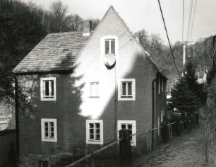 Pirna-Posta, Niederposta 11. Wohnhaus (1701/1800, Umbau 1801/1900)