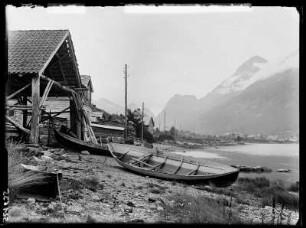 Olden, am Strand