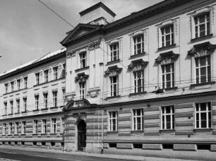 Ehemalige k. u. k Lehrer- und Lehrerinnenbildungsanstalt & Johann Gregor Mendel-Gymnasium