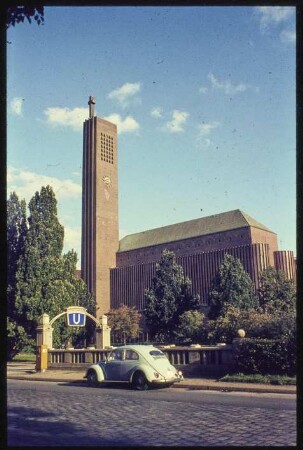 Kirche am Hohenzollernplatz