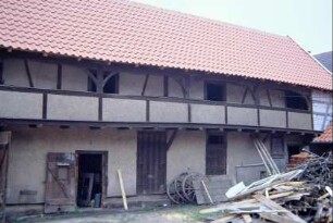 Pfarrhof, innen: Laubenganghaus