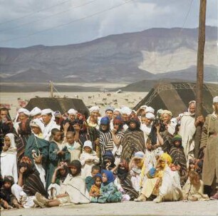 Heiratsmarkt der Berber : Gruppenportrait auf dem Heiratsmarkt der Berber im Hohen Atlas bei Ksar Agdim.
