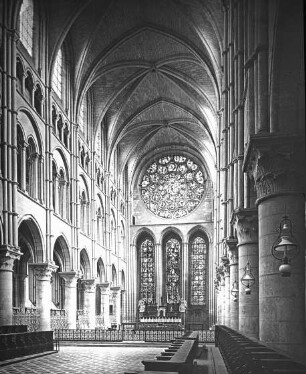 Laon, Kathedrale Notre-Dame, Inneres, nach Westen
