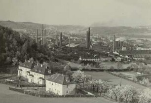 Freital-Döhlen. Stadtansicht mit Gussstahlwerk Döhlen