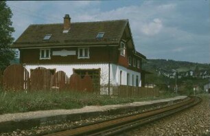 Oberschmeien Haltepunkt Bahnwärterhaus Bahnsteig