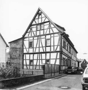 Fachwerkwohnhaus; Seligenstadt, Pfortengasse 6