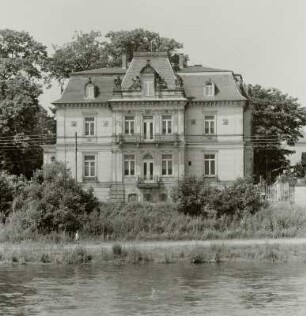 Dresden-Laubegast, Hartmannsche Villa : Dresden-Laubegast. Hartmannsche Villa (1874). Ansicht über die Elbe