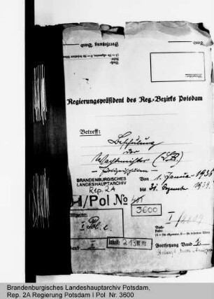 Schulung der Polizeiwachtmeister in Lehrgängen an den Polizeischulen