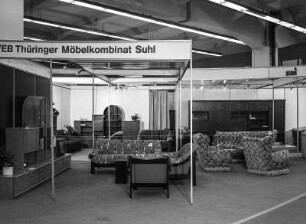 Ausstellungsfläche des VEB Thüringer Möbelkombinat Suhl