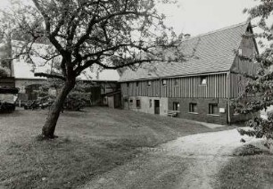 Wohnhaus mit Scheune