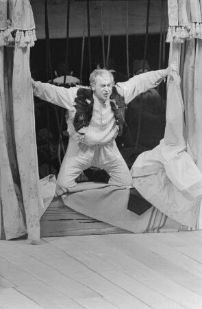Szenenbilder aus "Zar und Zimmermann", komische Oper von Albert Lortzing. Deutsche Staatsoper Berlin, Premiere 21.03.1970 und Aufführung 24.03.1970