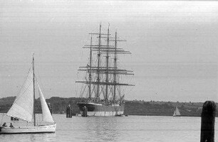 Travemünde: Segelschulschiff Passat, im Hafen
