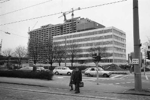 Bau einer Wohnanlage auf dem Gelände des Schwarzwaldhotels durch die Eigentums-Wohnbau-GmbH EWG