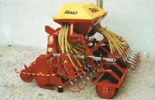 Fotografie: Drillkombination, Bodenfräse, Breitsaat, Drillmaschine, Pneumatische Verteilung
