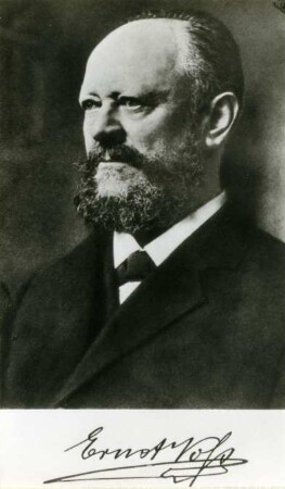 Porträt Ernst Voss