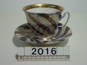 Tasse (Tasse mit Untertasse)