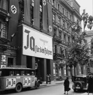 Wahlpropaganda an der Wiener Hauptpost
