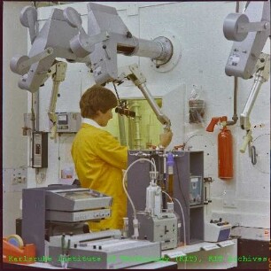 Analytikzelle in der Laboranlage des Instituts für Heiße Chemie (IHCh)