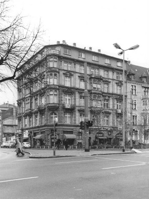 Mietshaus; Frankfurt, Eckenheimer Landstraße 2, Scheffelstraße 1