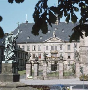 Fulda. Stadtschloß. Haupteingang