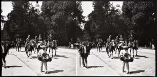 Paris. Avenue du Bois. Militärparade zum Nationalfeiertag ("revue du 14 juillet")