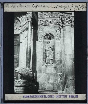 Fidenza, Dom : Hauptportal im Westen: Skulptur in Nische