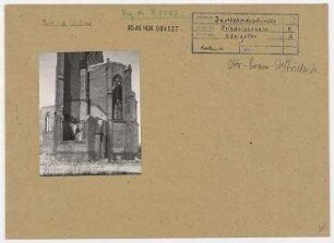 Bartholomäuskirche im Wiederaufbau. Berlin, Friedrichshain, Königs-Tor, Otto-Braun-Straße/Friedenstraße