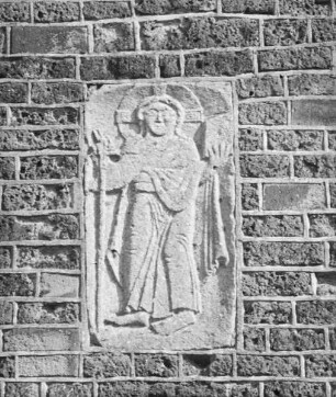 Relief eines Heiligen