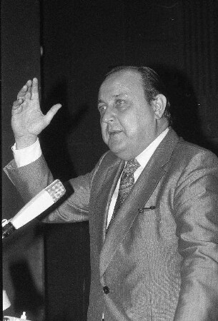 Wahlkundgebung der Karlsruher FDP mit dem FDP-Bundesvorsitzenden Hans-Dietrich Genscher zur Bundestagswahl am 3. Oktober 1976