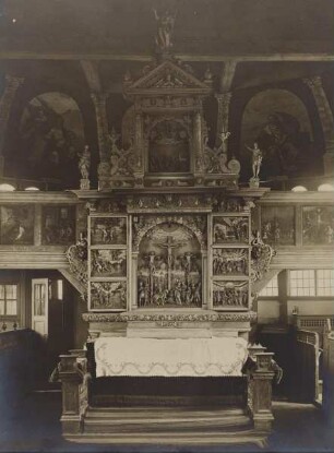 Altar von Hein Baxmann in der Dreeinigkeitskirche in Hamburg-Allermöhe