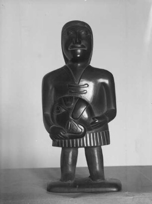 Stehende männliche Figur der Tinglit-Indianer