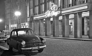 Dresden, Seestraße, Café Prag bei Nacht