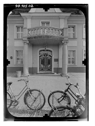 Stavenhagen, Markt 1. Fritz-Reuter-Literaturmuseum (ehem. Rathaus, 1785/1788). Marktfront