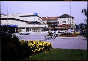 Waldkraiburg: Stadtplatz