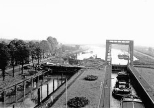 Umbau des Oberhaupts der alten Schleuse Herbrum/Dortmund-Ems-Kanal