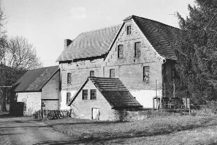 Hain-Gründauer Mühle (Mühlenanlage); Gründau, Mühlweg 16, Mühlweg, Mühlgraben, Im Schafleder, Holzwiese