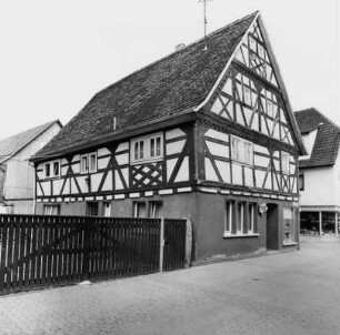 Bad König, Alexanderstraße 4