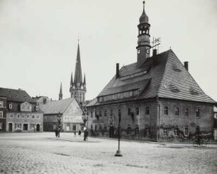 Neustadt in Sachsen, Markt : Neustadt in Sachsen. Rathaus, Markt. Vor der Zerstörung der Bürgerhäuser an der Westseite des Marktes