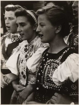 Ausstellung »Die Slowakei« 1942 auf dem Killesberg, Stuttgart: Mädchenchor