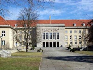 Dresden: Ehemaliges Luftgaukommando/Verwaltungsgebäude der Bundeswehr