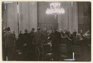 Seltene Aufnahme einer Sitzung des Haushalts-Ausschusses im Reichstag, Berlin